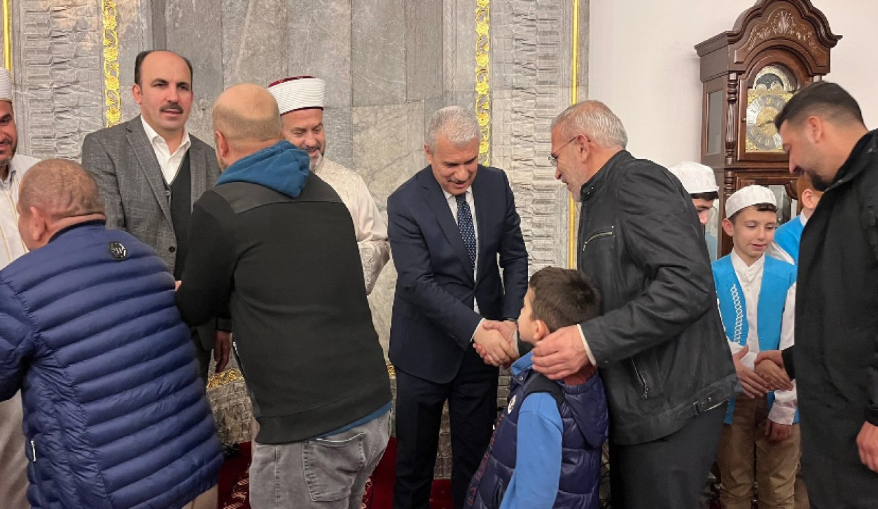 Başkan Altay ve Vali Akın’dan Sultan Selim Camii’nde Kandil tebriği