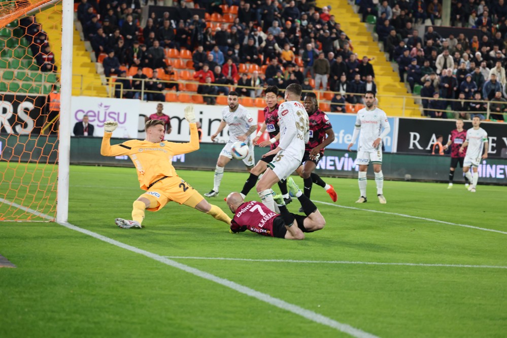 Konyaspor, Alanya'da kayıp! Puan çıkaramadık