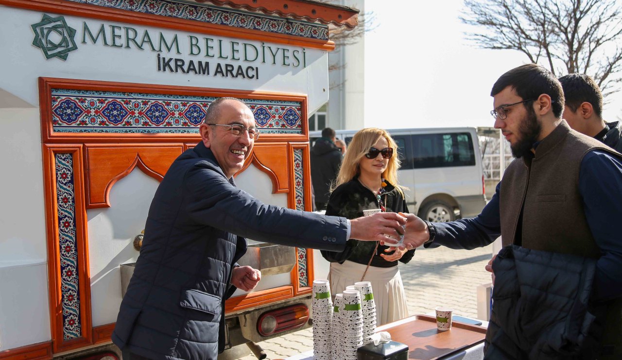 Sınav stresine Meram’dan sıcak dokunuş: Gençlere çorba ikramı!