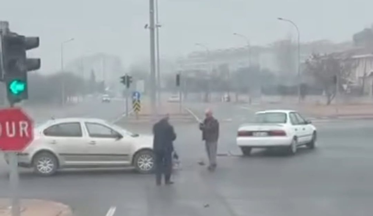 Konya-Adana çevreyolu üst geçidinde kaza