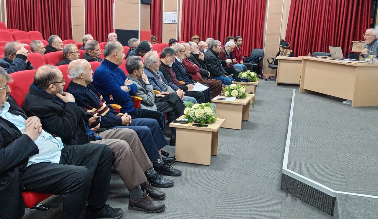 Konya'da tarihi kişiliklerin biyografileri konuşuldu