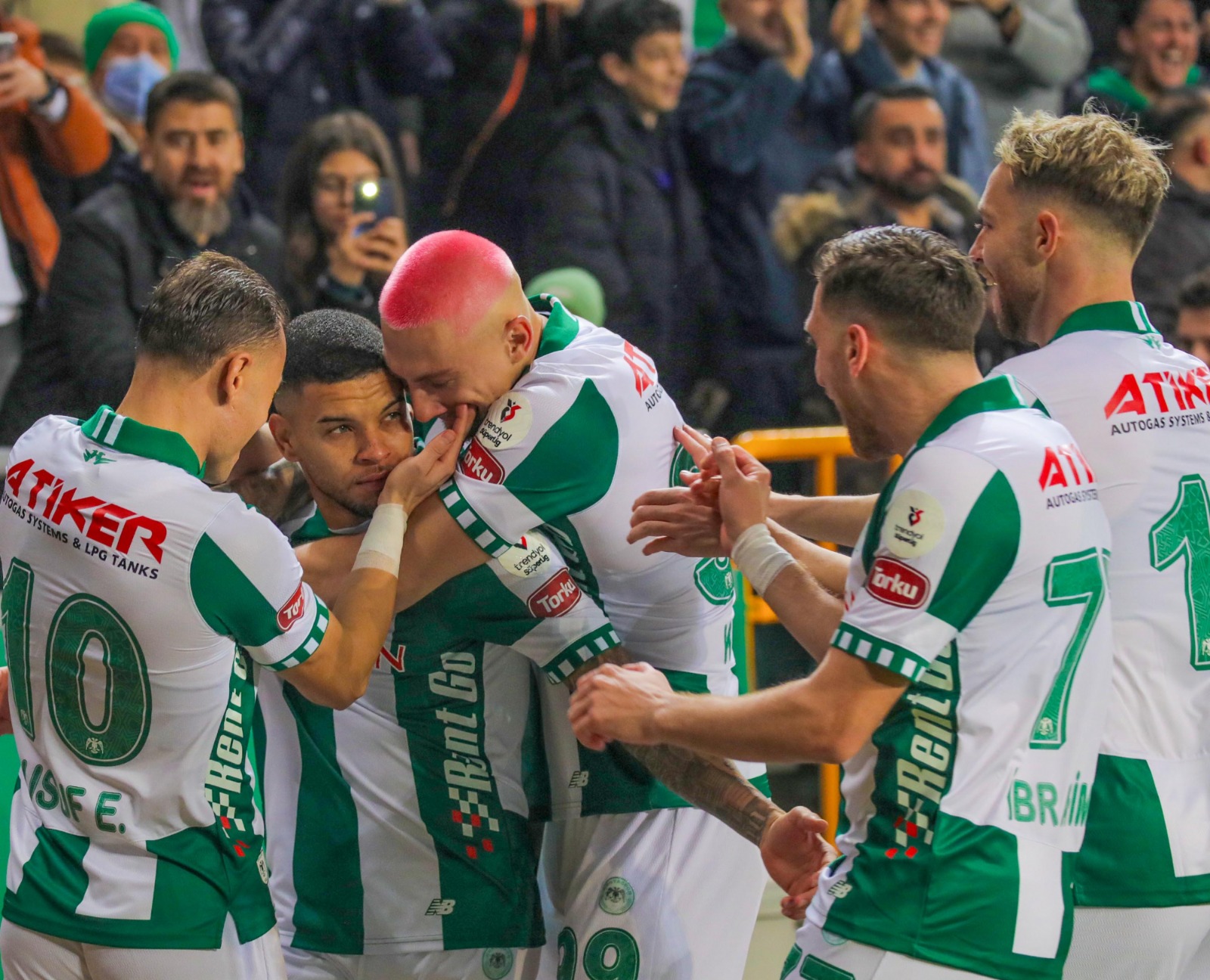 Konyaspor evinde mutlaka kazanmak zorunda olduğu maça çıkıyor