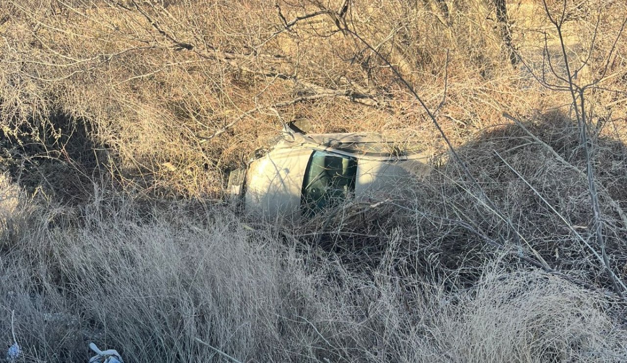 Konya’da takla atan otomobilden mucizevi kurtuluş