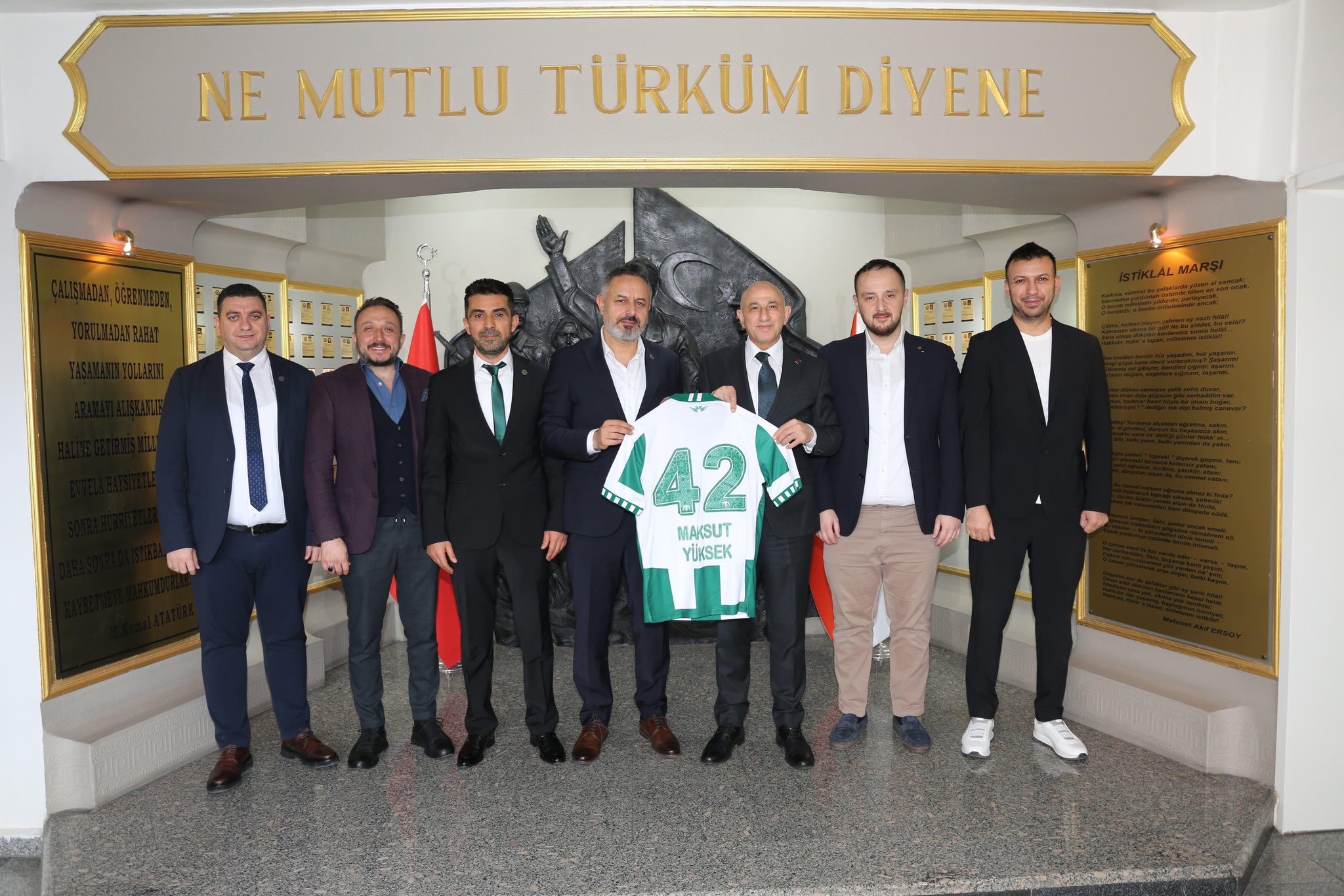 Konyaspor yönetiminden hayırlı olsun ziyareti