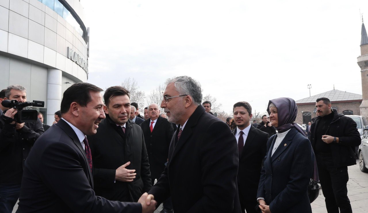 Bakan Işıkhan: "Konya'yı Türkiye Yüzyılı'na taşıyacak projeler için çalışıyoruz"