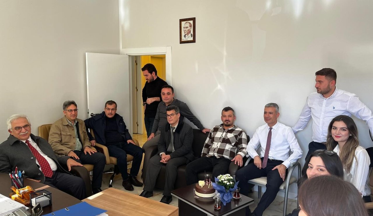 Halil Bey yeni yaşını kutladı