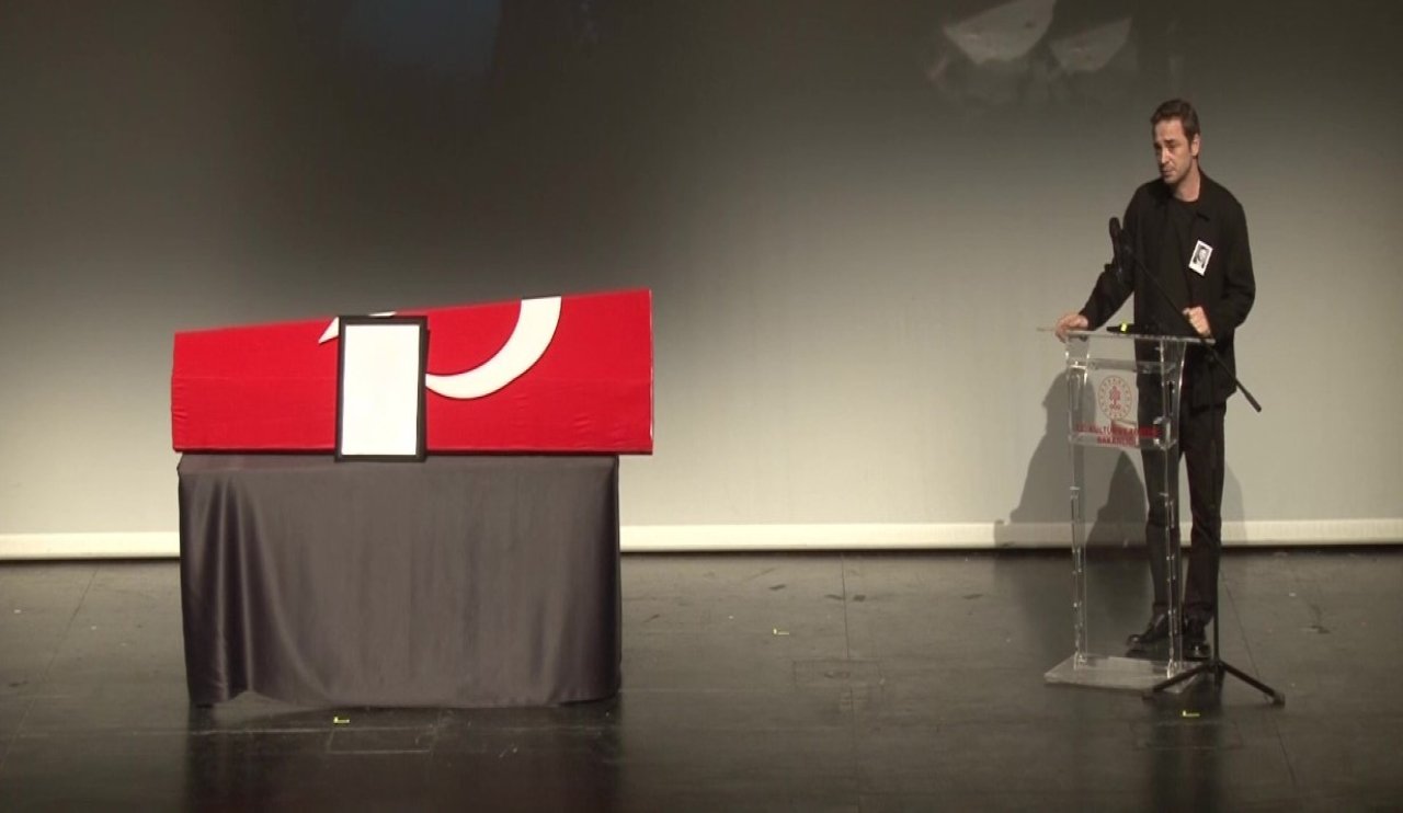 Ahmet Kural gözyaşlarını tutamadı! Şinasi Yurtsever'e veda