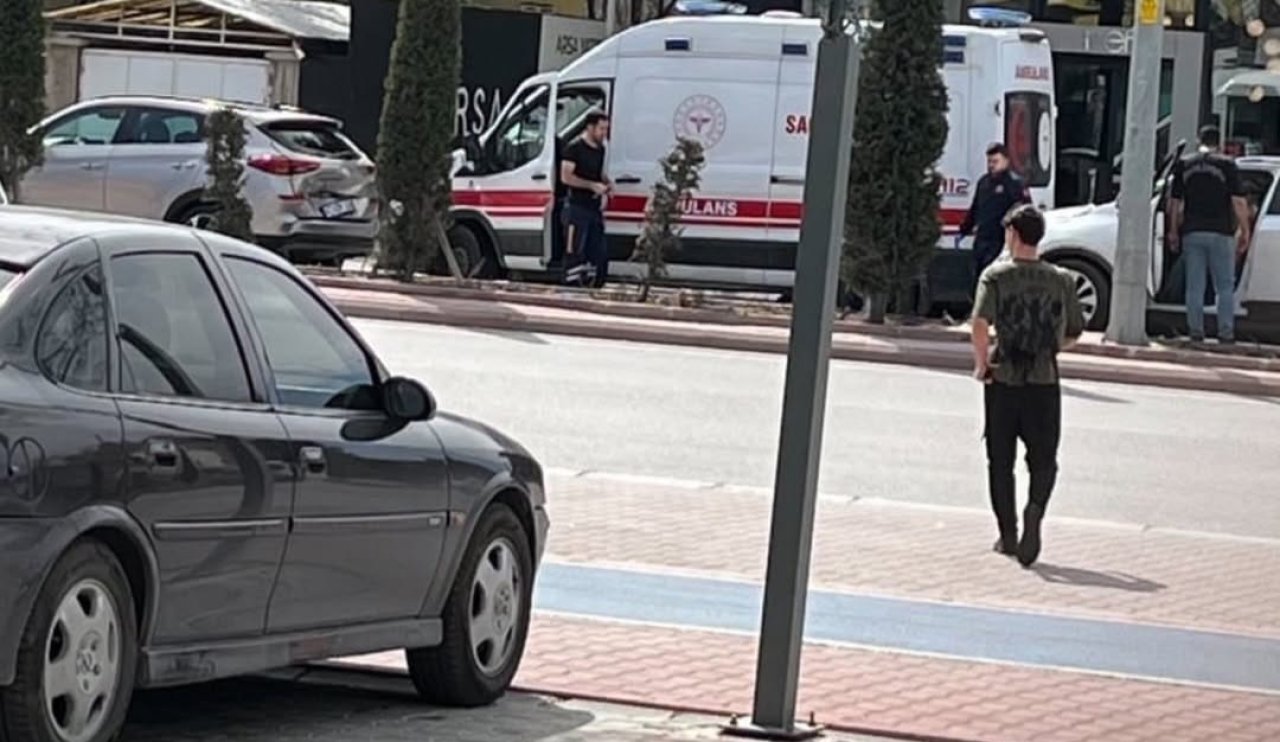 Meram'da trafik kazası! Sürücü direksiyon hakimiyetini kaybetti