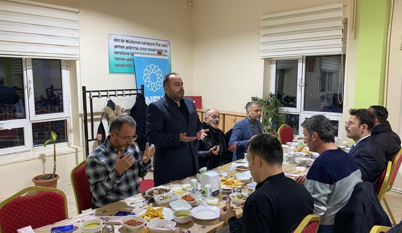 Beyşehir’de Manevi Buluşma! Başkan Bayındır, Hafız Adaylarıyla Aynı Sofrada