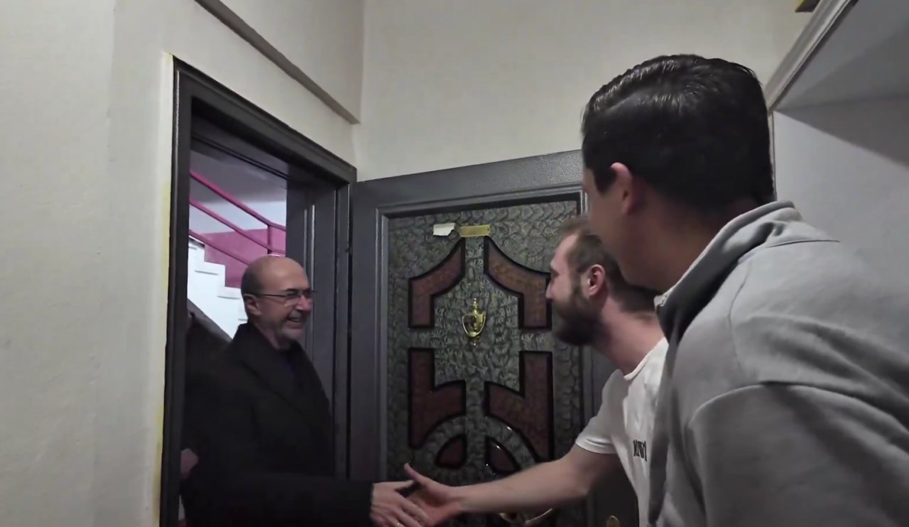 Başkan Pekyatırmacı'dan Gençlere Ramazan Sürprizi