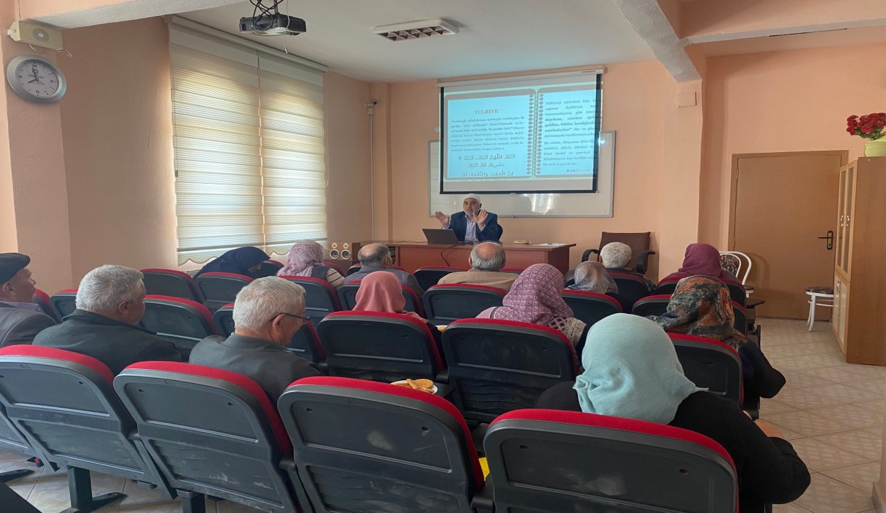 Konya Hüyük’te Hacı Adaylarına Uygulamalı Hac Eğitimi Verildi