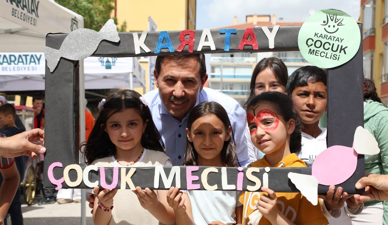 Karatay Belediyesi’nden anlamlı etkinlik: Çocuklar eğlendi, anneler unutulmadı
