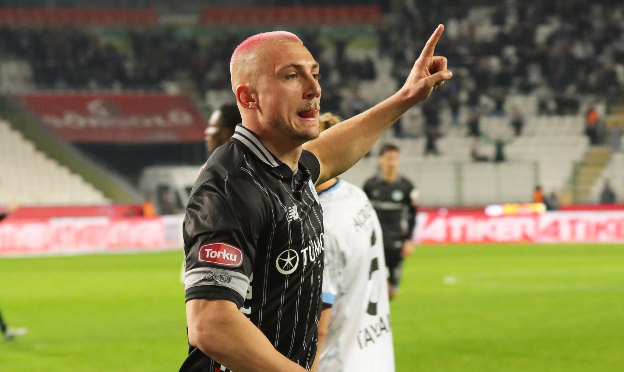 Konyasporlu Blaz Kramer'in adı transferde geçiyor