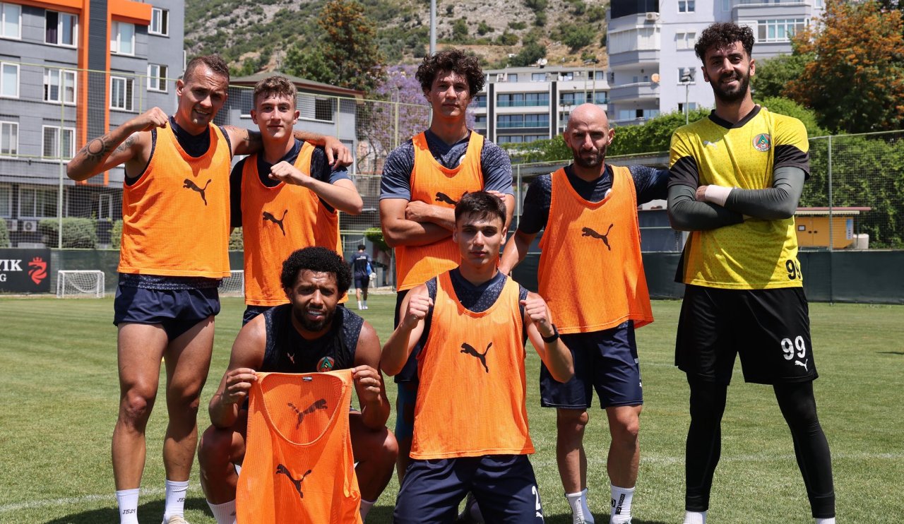 Alanyaspor'da Konyaspor maçı öncesi öncesi yüzler gülüyor