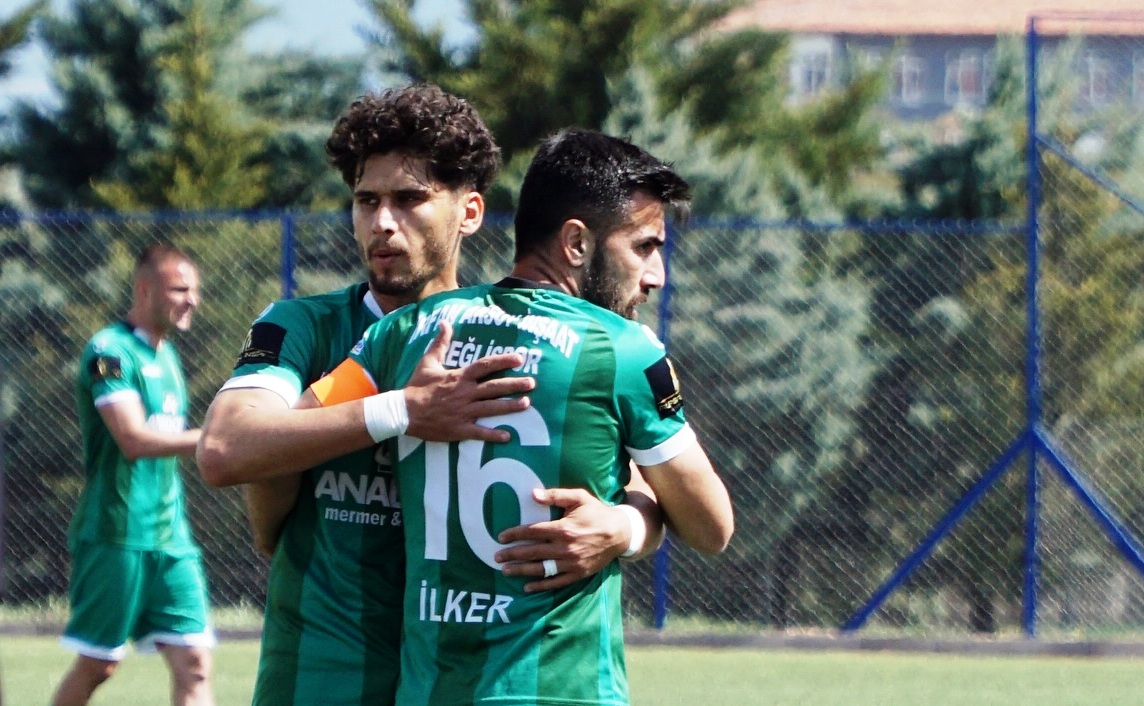 Ereğlispor 3. Lig'e koşuyor! Yarı finaldeyiz