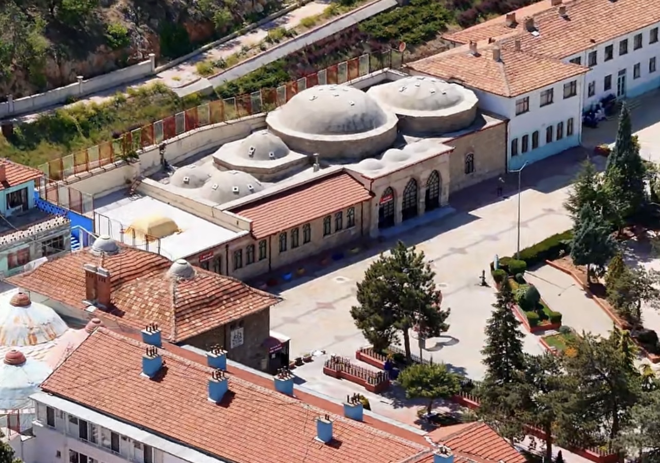Konya’da şifa arayanlar müjde! Ziyaretçilerini bekliyor