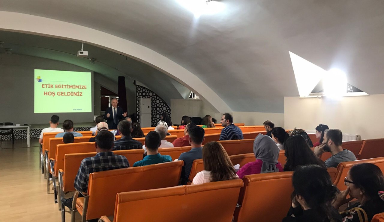 Konya Kulu’da Öğretmenlere Etik Eğitimi Semineri