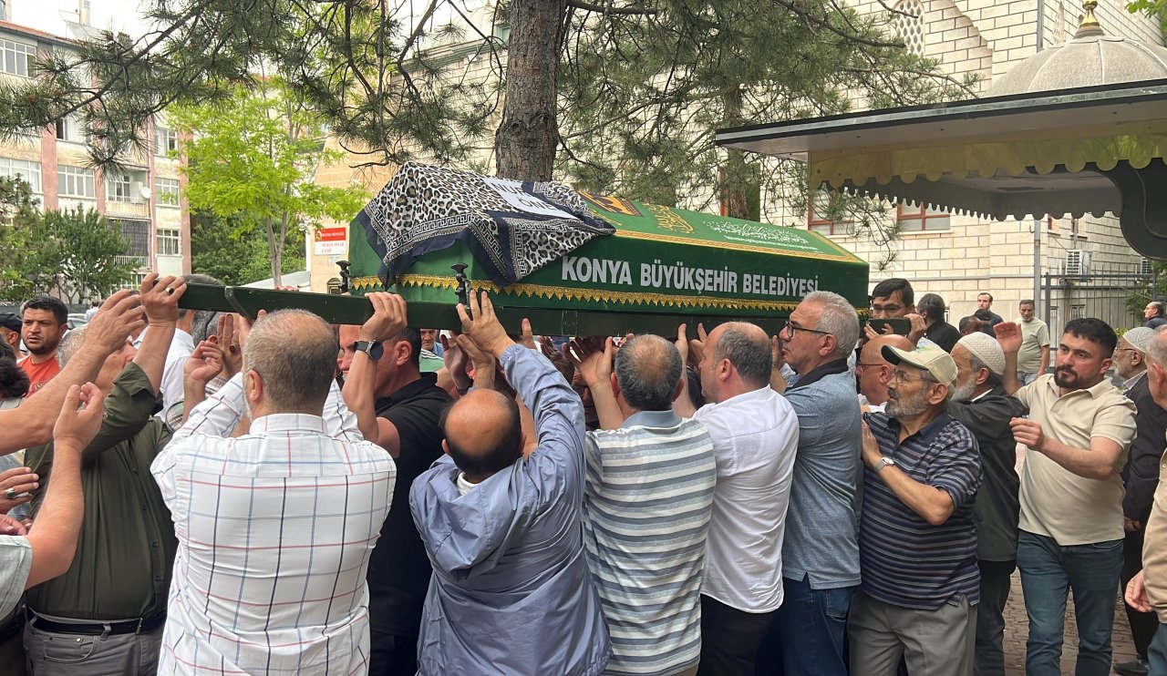 Konya'da kocası tarafından bıçaklanarak öldürülen kadın son yolculuğuna uğurlandı