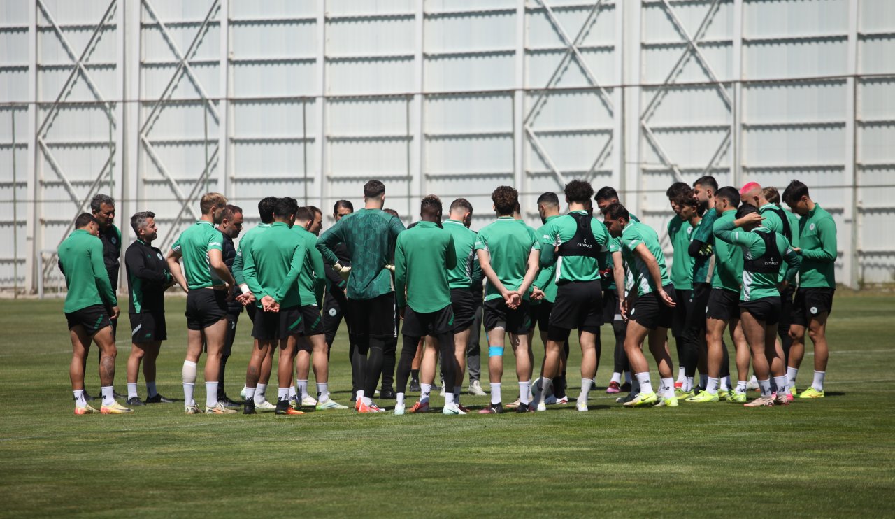 Konyaspor son maç için İstanbul seferinde