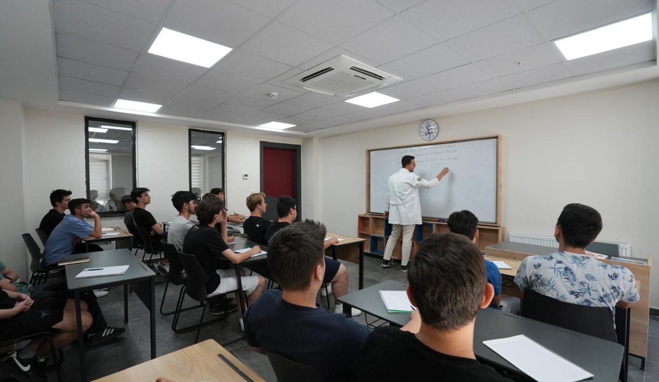 Konya’da Yaz Okulu Başlıyor! Gençler Hem Öğrenecek Hem Eğlenecek