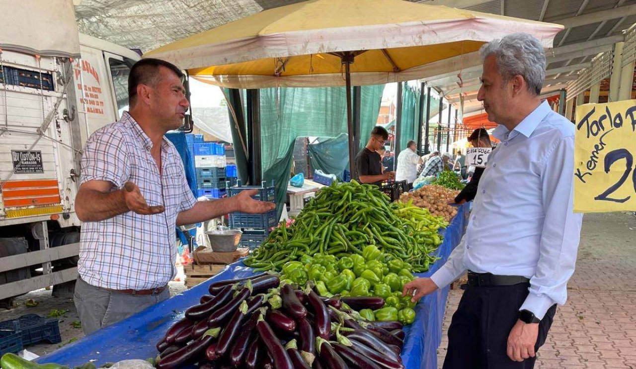 Pazarın Nabzını Tuttu: Başkan Karaca’dan Esnafa Ziyaret