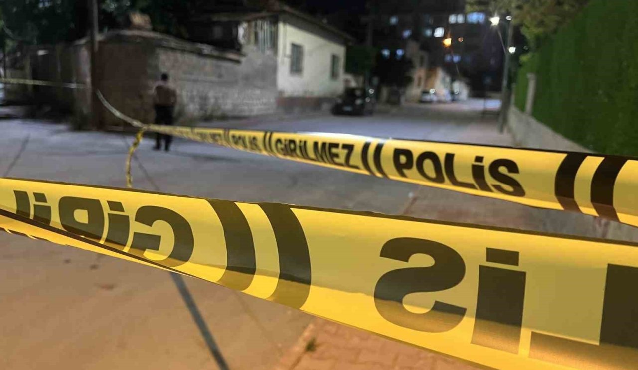 Konya’da Trafik Tartışması Kanlı Bitti: 2 Kişi Bıçaklandı, Şüpheliler Yakalandı
