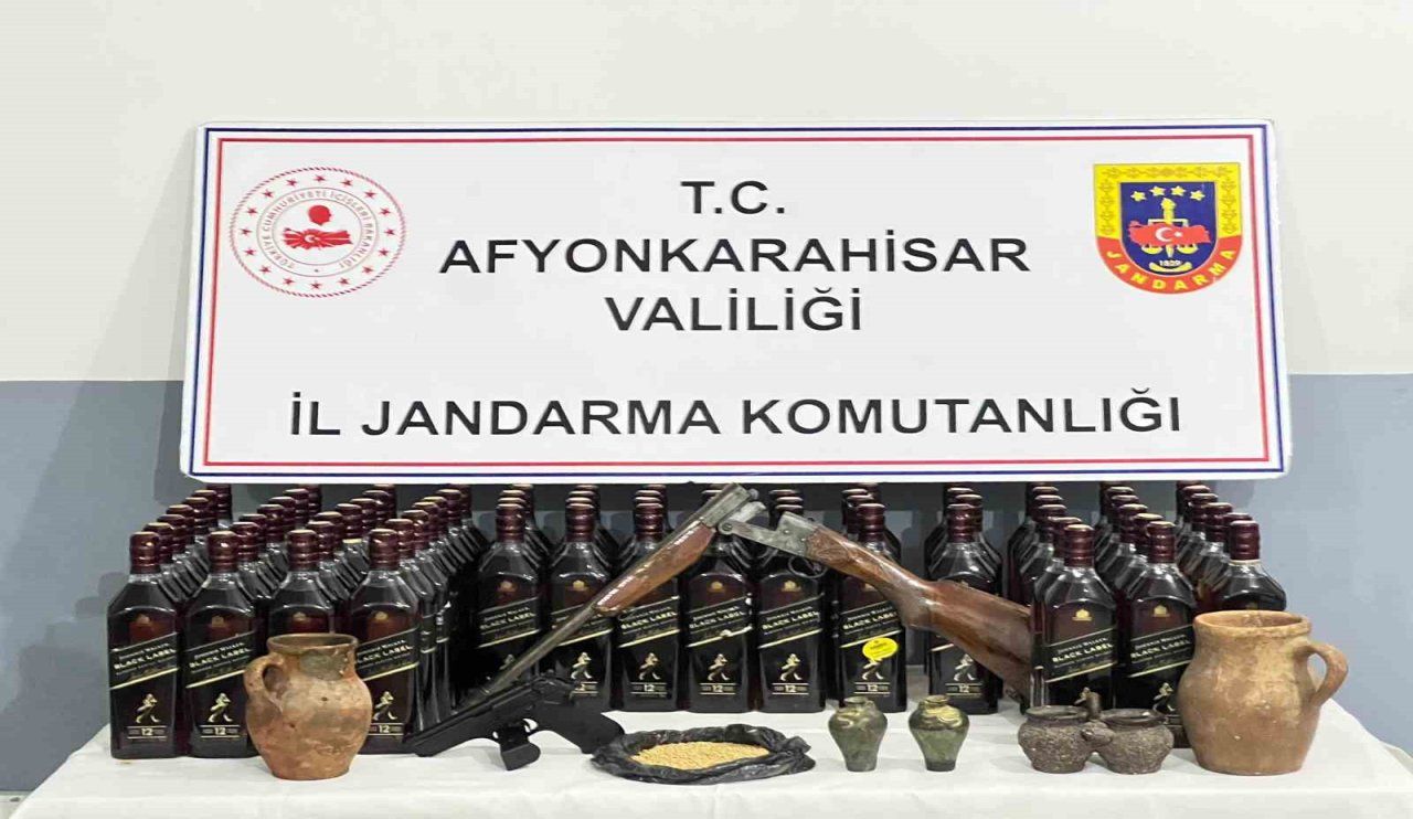 Hırsızlık Zanlısının Evinde Altın ve Tarihi Objeler Bulundu