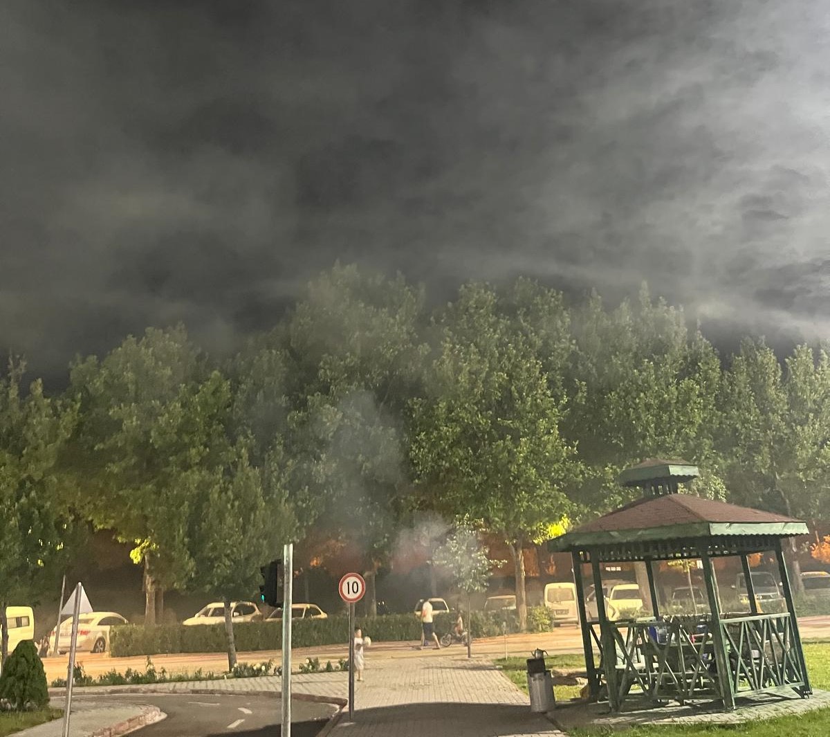 Olimpiyat parkı duman altında kaldı