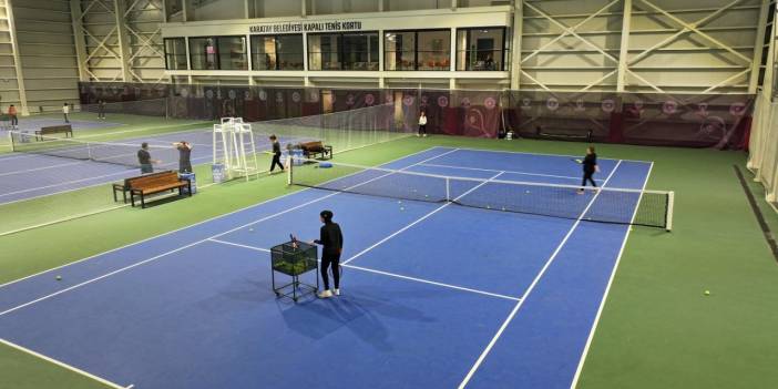 Hizmete girdi! Konya'nın en büyük tenis kortu açıldı