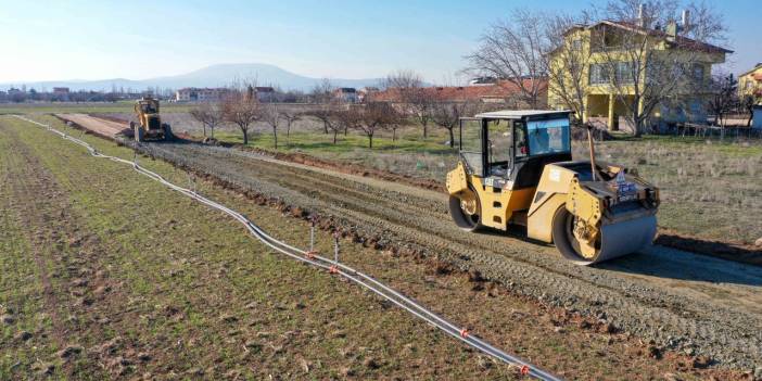 Çalışmalar hız kazandı: Meram Belediyesi sıcak havaları fırsata çevirdi