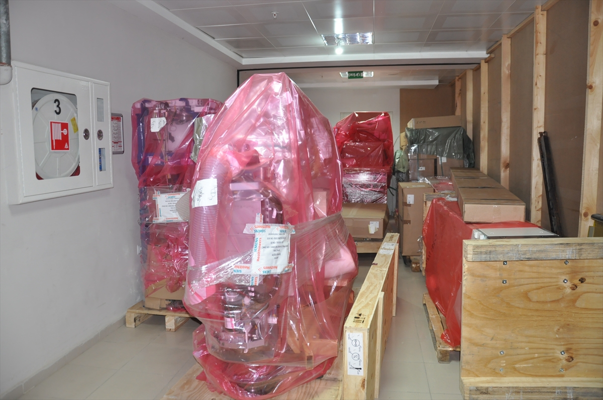 aa-20231218-33212945-33212942-aksehir-devlet-hastanesine-anjiyografi-cihazi-alindi.jpg
