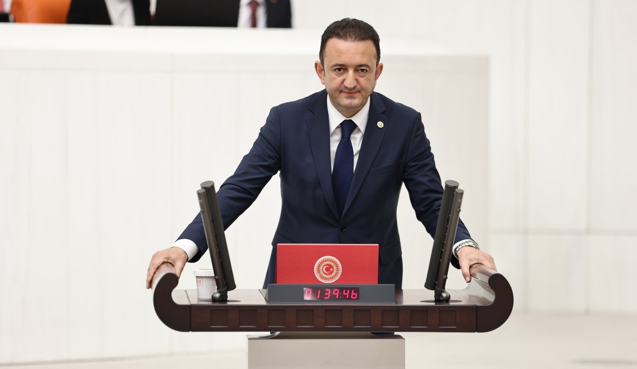 chp-konya-milletvekili-baris-bektas-fotolari-1.jpg