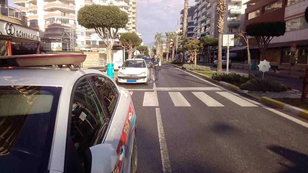 Trafik canavarlarına ceza artıyor! 211 bin 539 liralık ceza bakın neden kesildi...