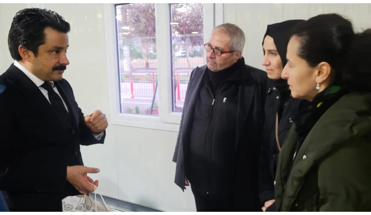 selcuk-universitesi-ogrencileri-deprem-bolgesindeydi-4-638429195369714965.webp