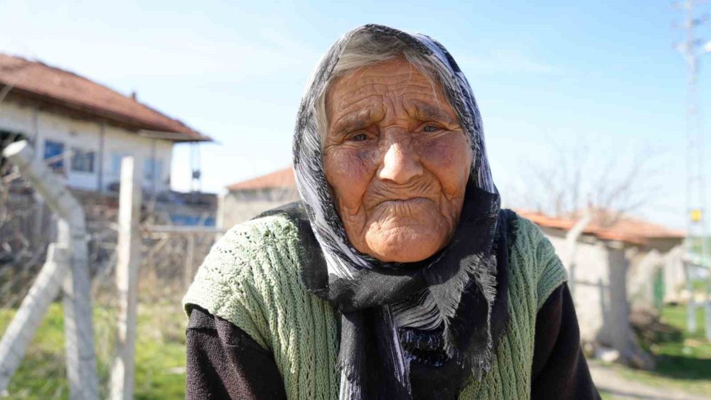 Türkiye'nin en yaşlı insanı vefat etti! Uzun yaşamın sırrını açıklamıştı