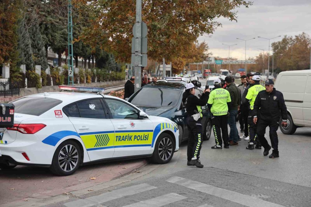 Konya’da İstanbul Caddesi’nde firari avı yapıldı