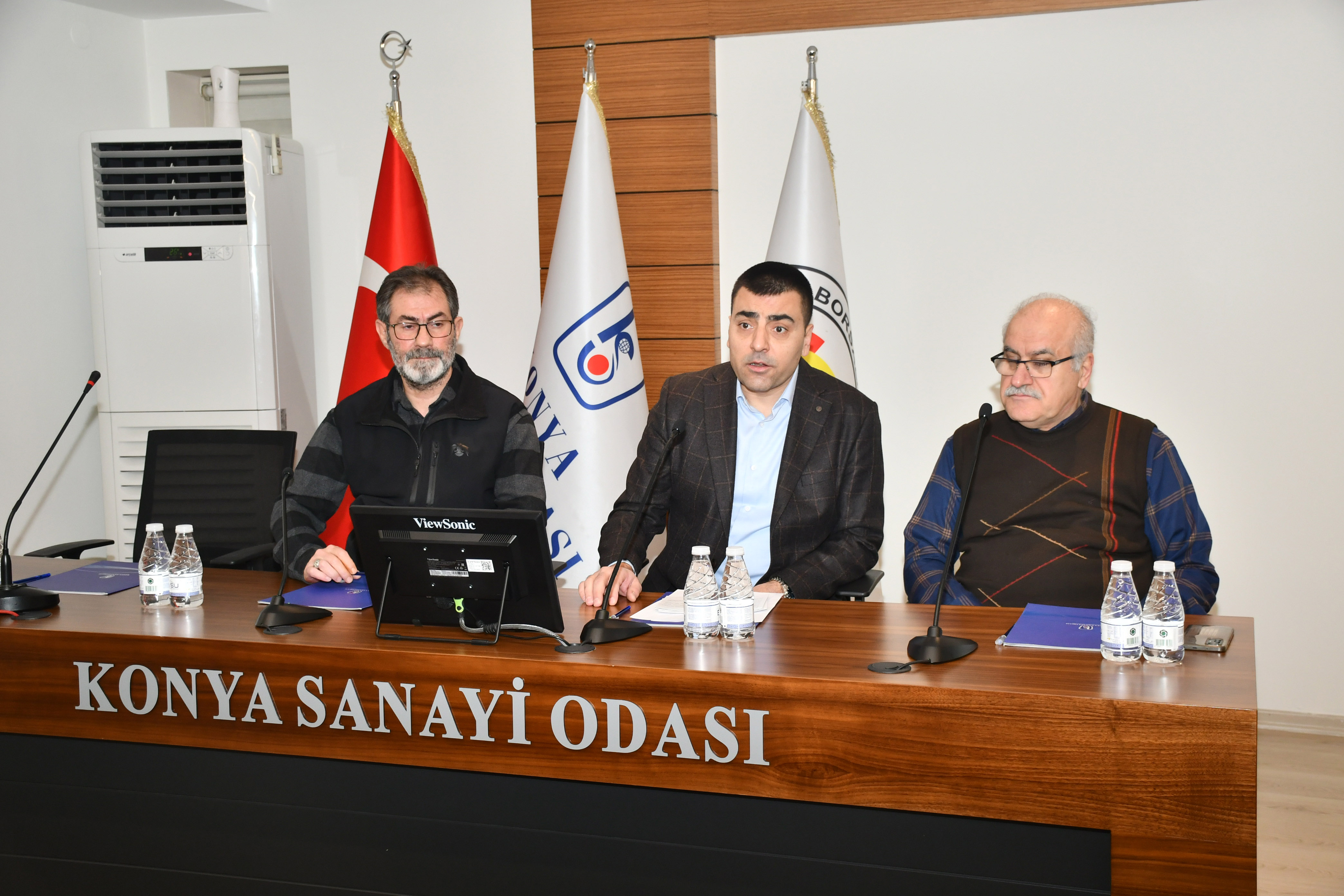 busatin-baskani-soydemir-guven-tazeledi-4.jpg