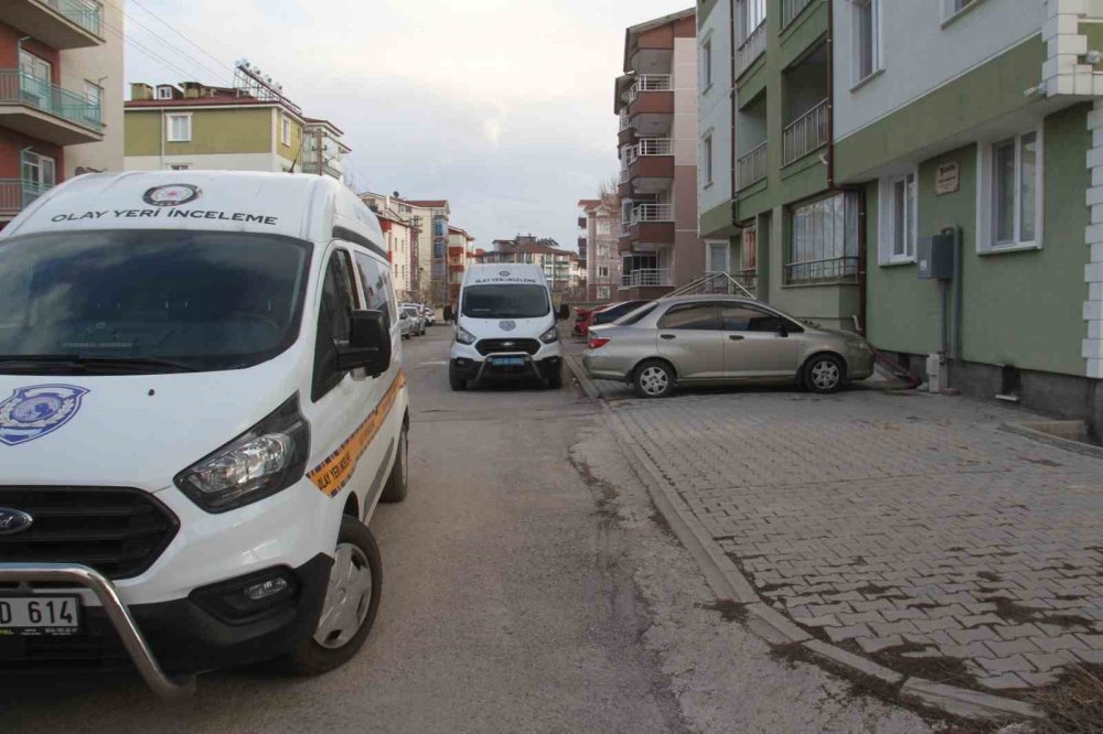 Konya’da cinayet! Banyoda öldürülen  kişinin otopsi raporu kan dondurdu